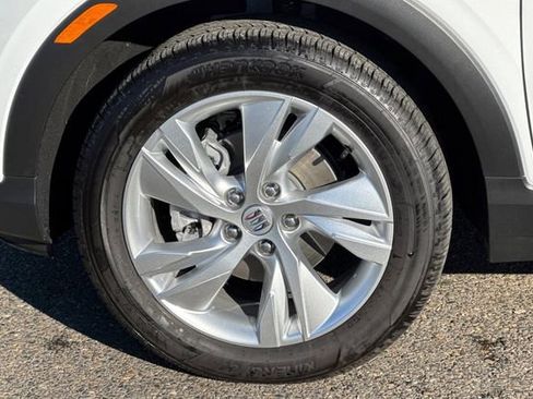 Used 2025 Buick Encore GX Preferred image 43