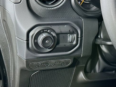 New 2026 Jeep Wrangler Unlimited Rubicon image 15