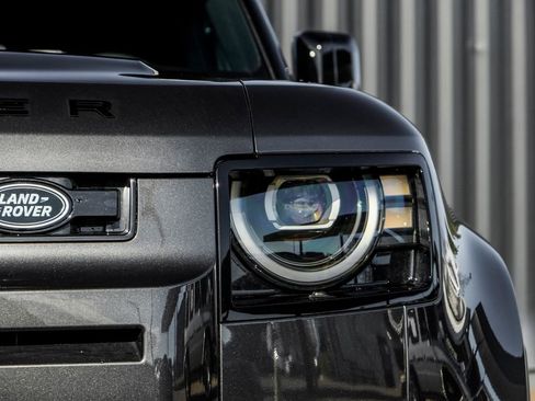 New 2026 Land Rover Defender 110 S image 6