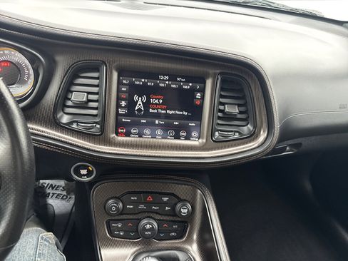 Used 2020 Dodge Challenger R/T image 15