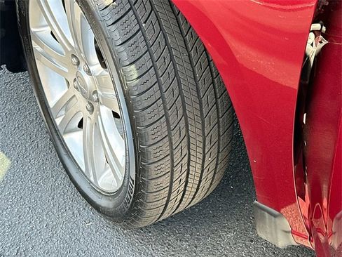 Used 2012 Chrysler 200 Touring image 33