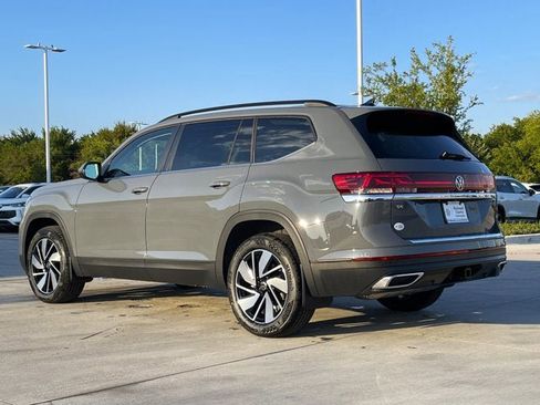 New 2026 Volkswagen Atlas SE image 4