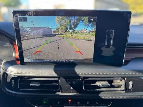 Used 2021 Lincoln Nautilus Reserve w/ Monochromatic Package image 20