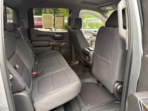 Used 2021 Chevrolet Silverado 1500 LT Trail Boss w/ Convenience Package II AWD/4WD image 31