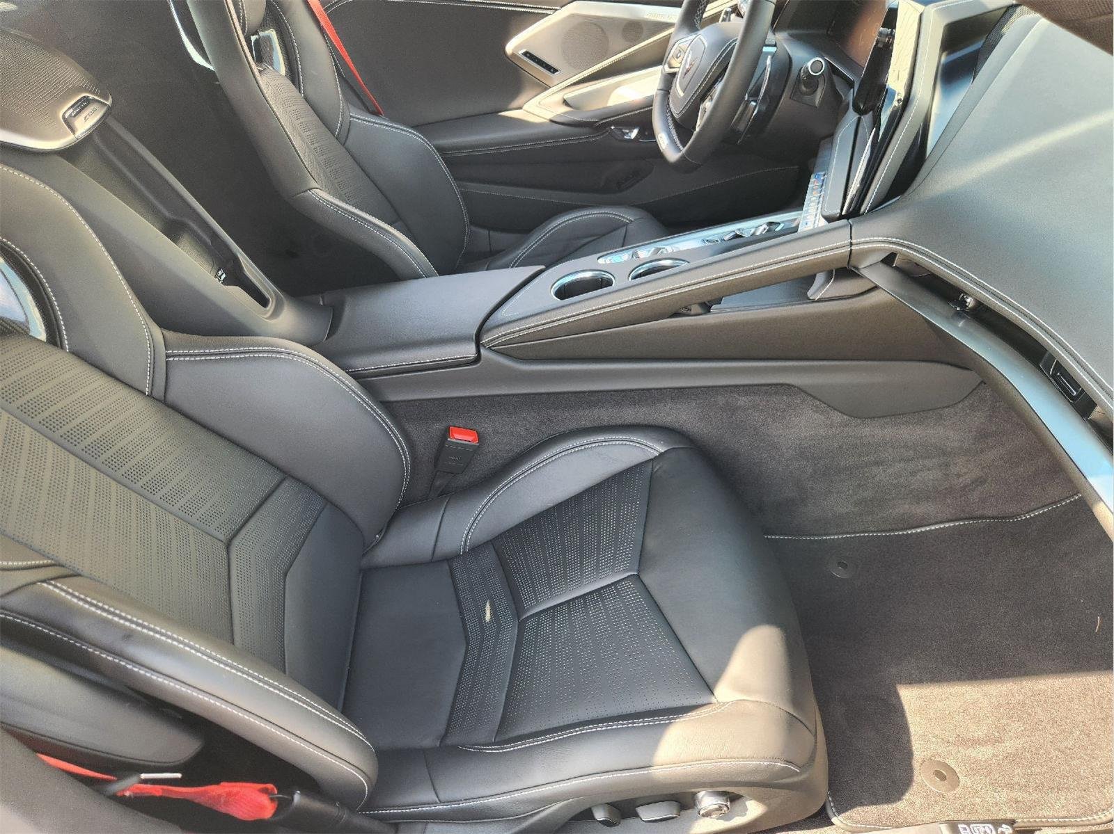 Used 2026 Chevrolet Corvette Z06 RWD image 12