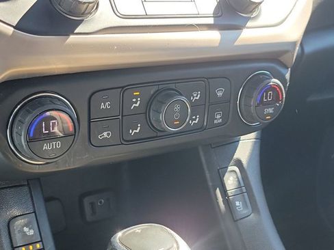 Used 2019 GMC Acadia Denali w/ Technology Package image 28