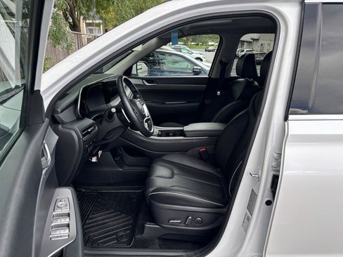 Used 2023 Hyundai Palisade XRT AWD/4WD image 4