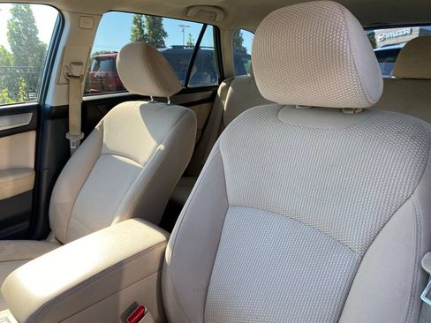 Used 2019 Subaru Outback 2.5i Premium AWD/4WD image 9