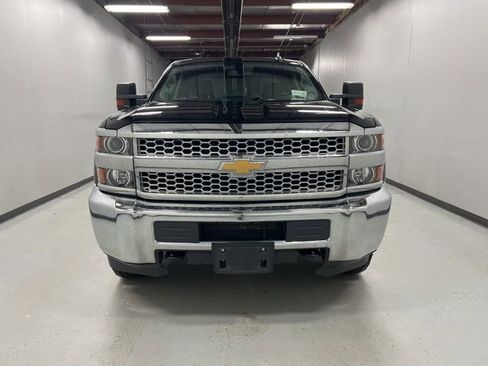 Used 2019 Chevrolet Silverado 2500 W/T w/ Snow Plow Prep Package image 2
