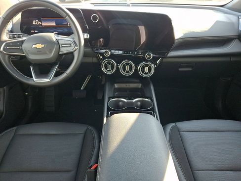 Used 2024 Chevrolet Blazer EV LT image 15