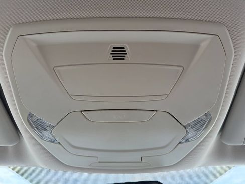 Used 2017 Ford Escape SE w/ SE Sport Appearance Package AWD/4WD image 34