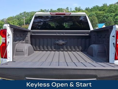 Used 2025 Chevrolet Silverado 1500 LT Trail Boss w/ LPO, Dark Essentials Package AWD/4WD image 33