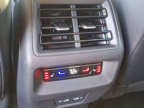 New 2026 Volkswagen Tiguan SEL R-Line image 7