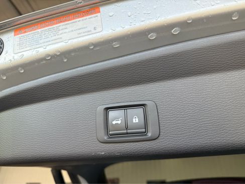 Used 2024 Mitsubishi Outlander SE AWD/4WD image 21