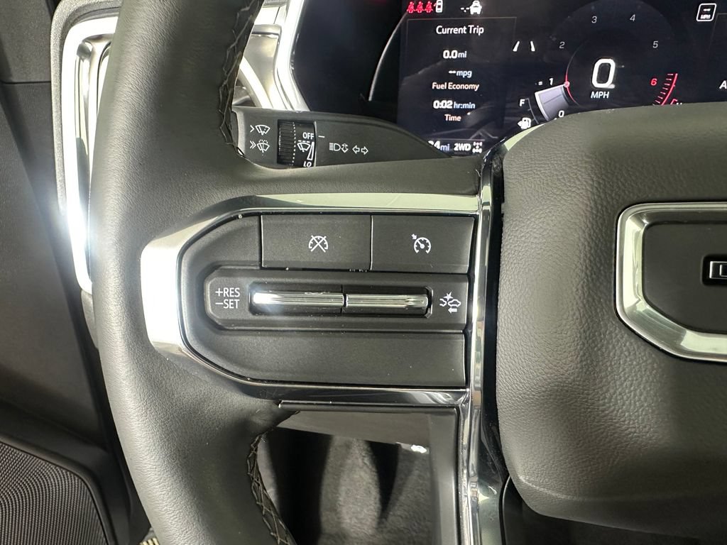 Used 2026 GMC Canyon Denali AWD/4WD image 12