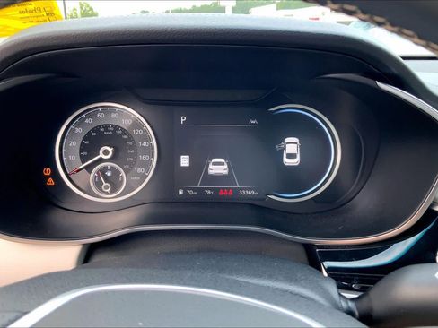 Used 2024 Genesis G70 2.5T AWD/4WD image 23