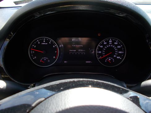 Used 2021 Kia Seltos SX image 16