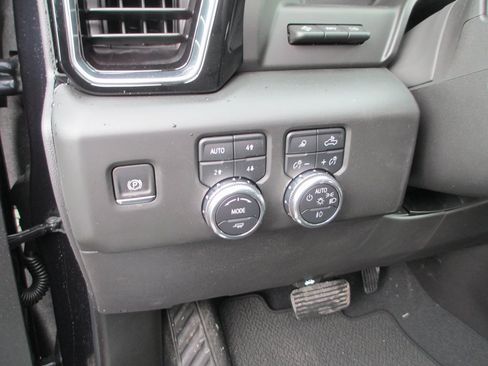 New 2025 GMC Sierra 1500 Denali w/ Denali Reserve Package image 18