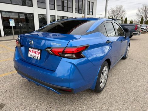 Used 2020 Nissan Versa S image 5