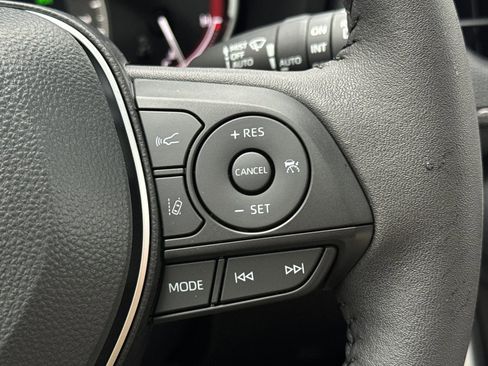 New 2025 Toyota RAV4 XLE image 29