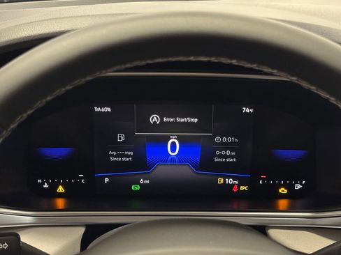 New 2025 Volkswagen Taos SE image 25