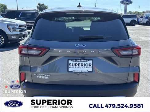 Used 2025 Ford Escape Active w/ Tech Pack #1 FWD image 4