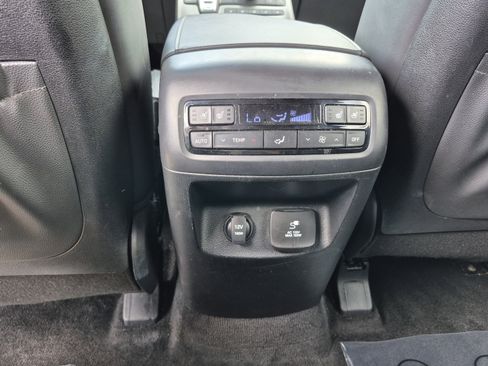 Used 2022 Hyundai Palisade Calligraphy w/ Cargo Package FWD image 15
