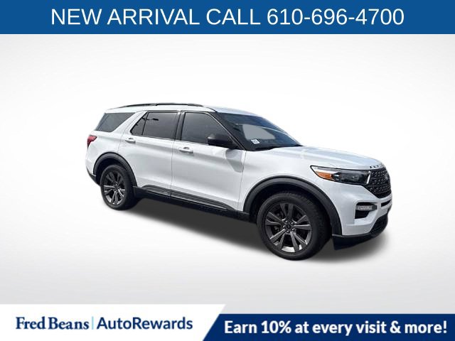 Used 2021 Ford Explorer XLT w/ Equipment Group 202A AWD/4WD image 1