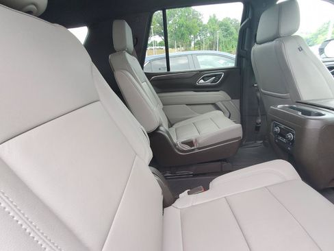 Used 2023 Chevrolet Tahoe LT w/ Luxury Package AWD/4WD image 6