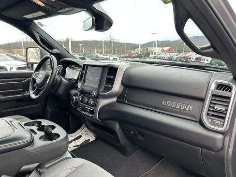 Used 2024 RAM 2500 Big Horn w/ Bed Utility Group image 17