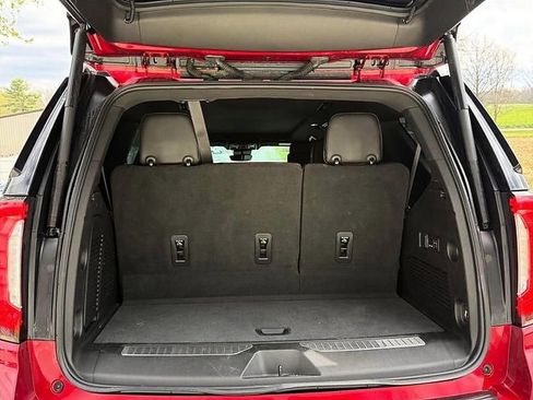 Used 2023 GMC Yukon Denali Ultimate AWD/4WD image 13