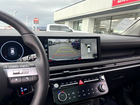 Used 2025 Hyundai Tucson Limited image 6