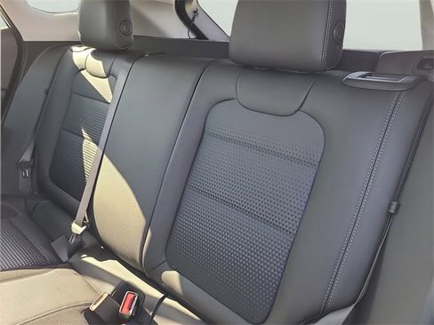 New 2026 Chevrolet Trax LT image 9