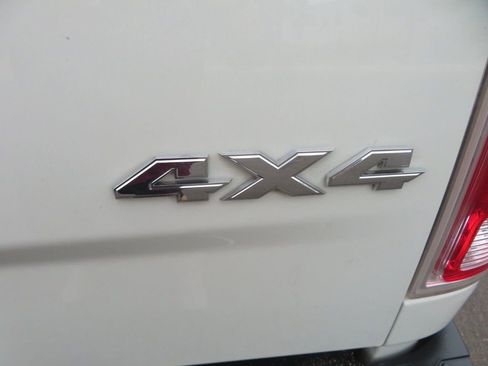 Used 2017 RAM 2500 Laramie w/ Convenience Group AWD/4WD image 14