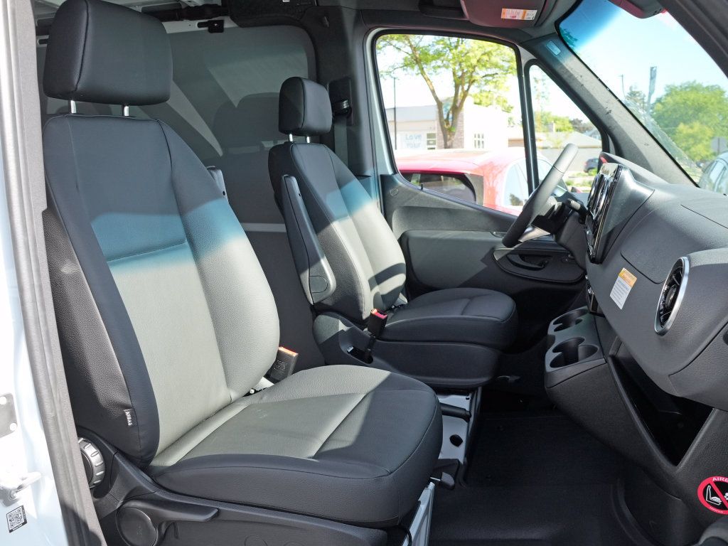 Used 2026 Mercedes-Benz Sprinter 2500 image 22