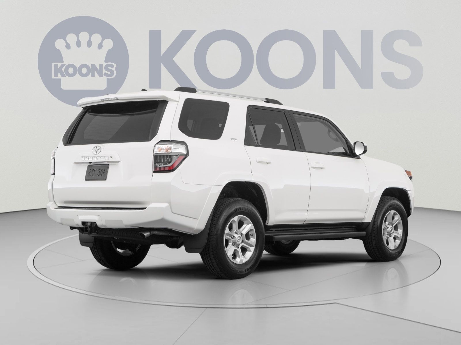 Used 2019 Toyota 4Runner SR5 AWD/4WD image 4