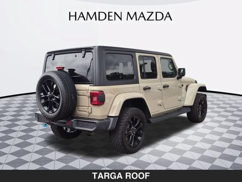 Used 2022 Jeep Wrangler Unlimited Sahara w/ Cold Weather Group AWD/4WD image 3