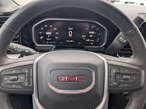Used 2026 GMC Sierra 1500 SLT AWD/4WD image 22