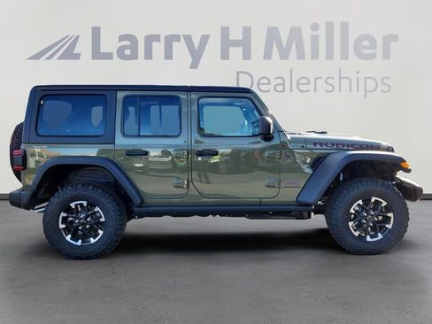 New 2026 Jeep Wrangler Unlimited Rubicon w/ Technology Group image 6
