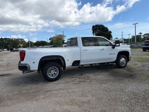 New 2026 Chevrolet Silverado 3500 LTZ w/ LTZ Convenience Package AWD/4WD image 10