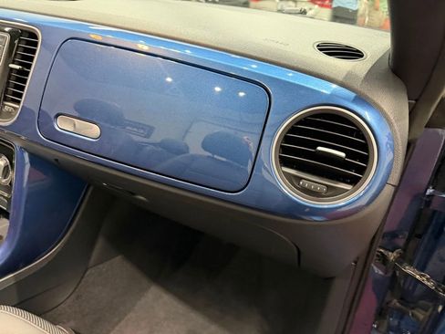 Used 2019 Volkswagen Beetle 2.0T S FWD image 42