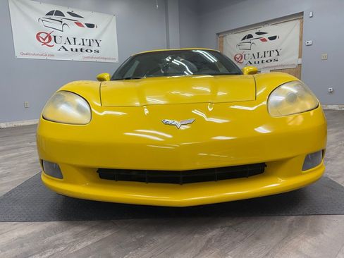 Used 2007 Chevrolet Corvette Coupe w/ Preferred Equipment Group RWD image 9