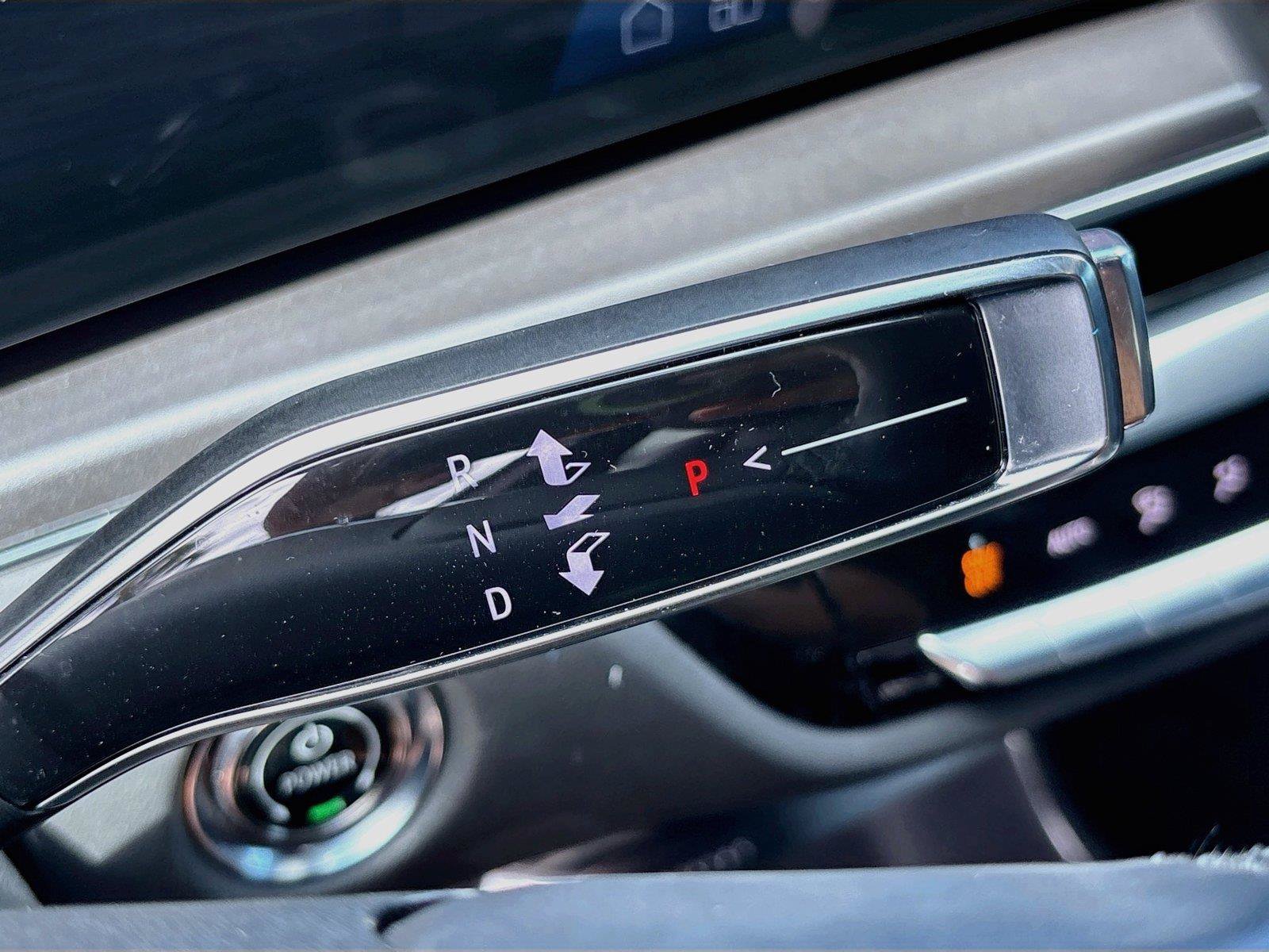 Used 2024 Cadillac Lyriq Tech RWD image 17