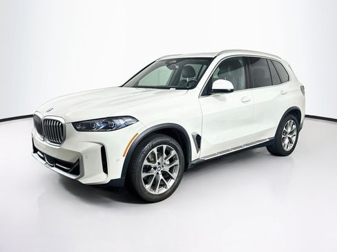 Used 2026 BMW X5 xDrive40i AWD/4WD image 3
