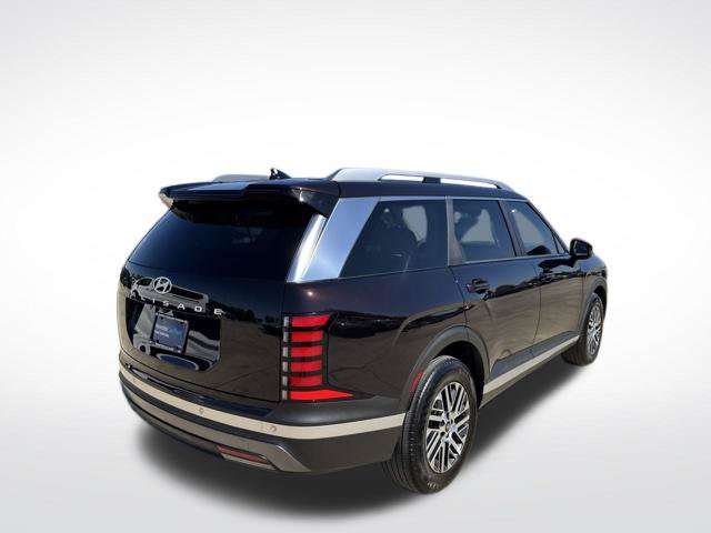 Used 2026 Hyundai Palisade SEL FWD image 3