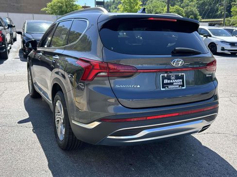 Used 2022 Hyundai Santa Fe SEL w/ Convenience + Premium Package FWD image 3