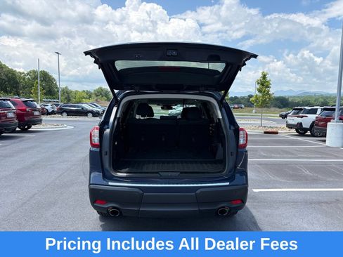 Certified 2025 Subaru Ascent Limited w/ Popular Package #1 AWD/4WD image 9