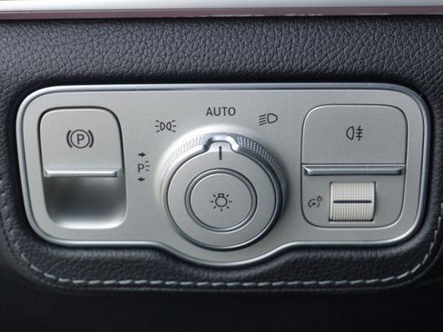 Used 2021 Mercedes-Benz GLE 450 4MATIC image 20
