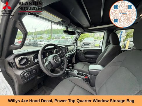 Used 2023 Jeep Wrangler Unlimited w/ Sun & Screen Package AWD/4WD image 28
