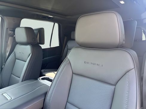 New 2026 GMC Yukon Denali w/ Advanced Technology Package AWD/4WD image 10
